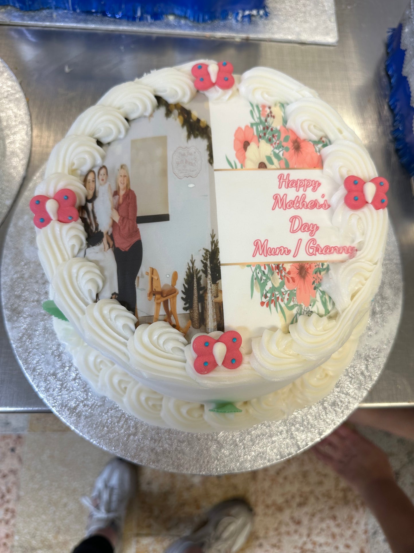 Round Birthday Cake