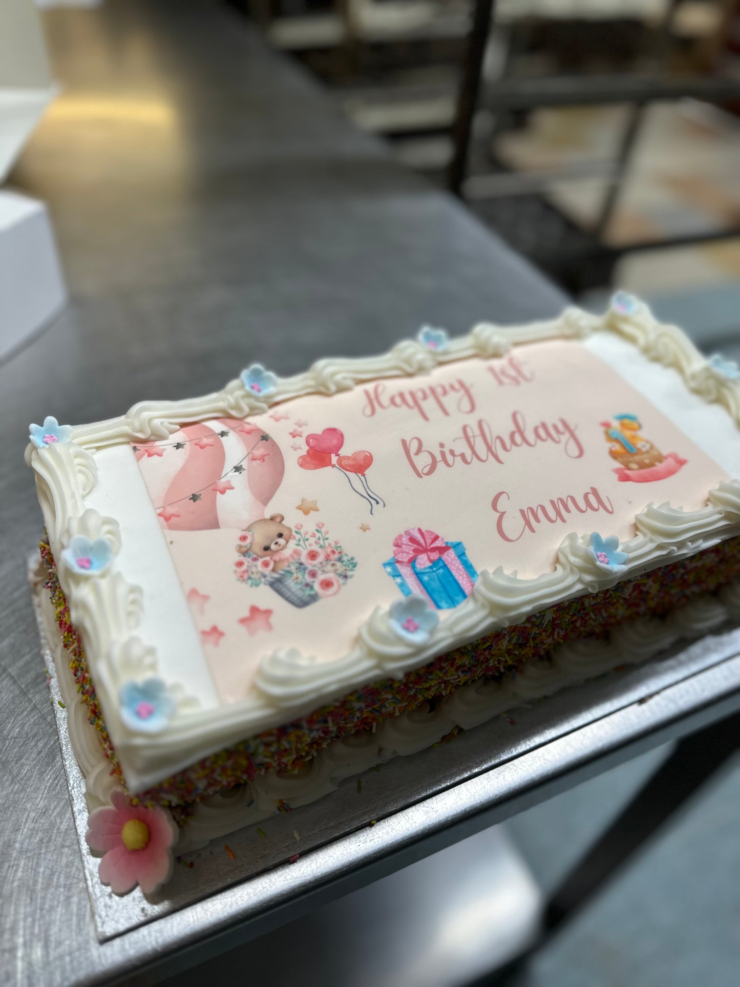 1/4 Slab Birthday Cake